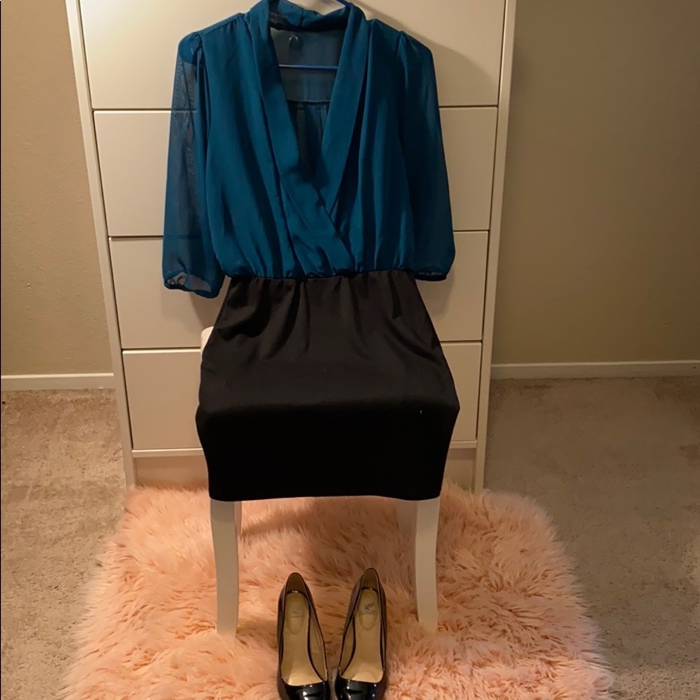 Dress - Picture 2 of 3